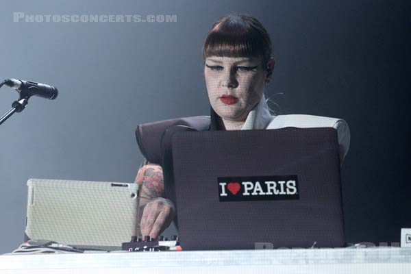 MISS KITTIN - 2013-05-17 - PARIS - Le Trianon - Caroline Hervé
